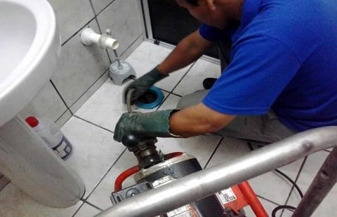 Chuyên Thông Bồn Cầu Nghẹt Quận 5 - Giá Rẻ