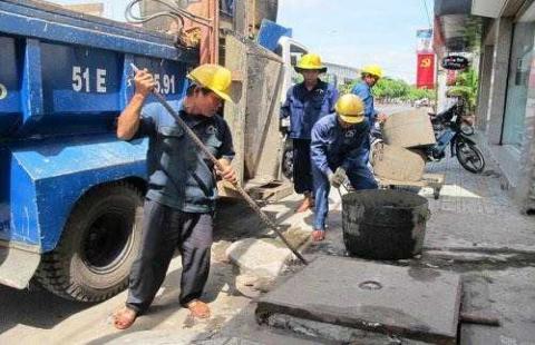 Chuyên Thông Cống Thoát Nước - Giá Rẻ